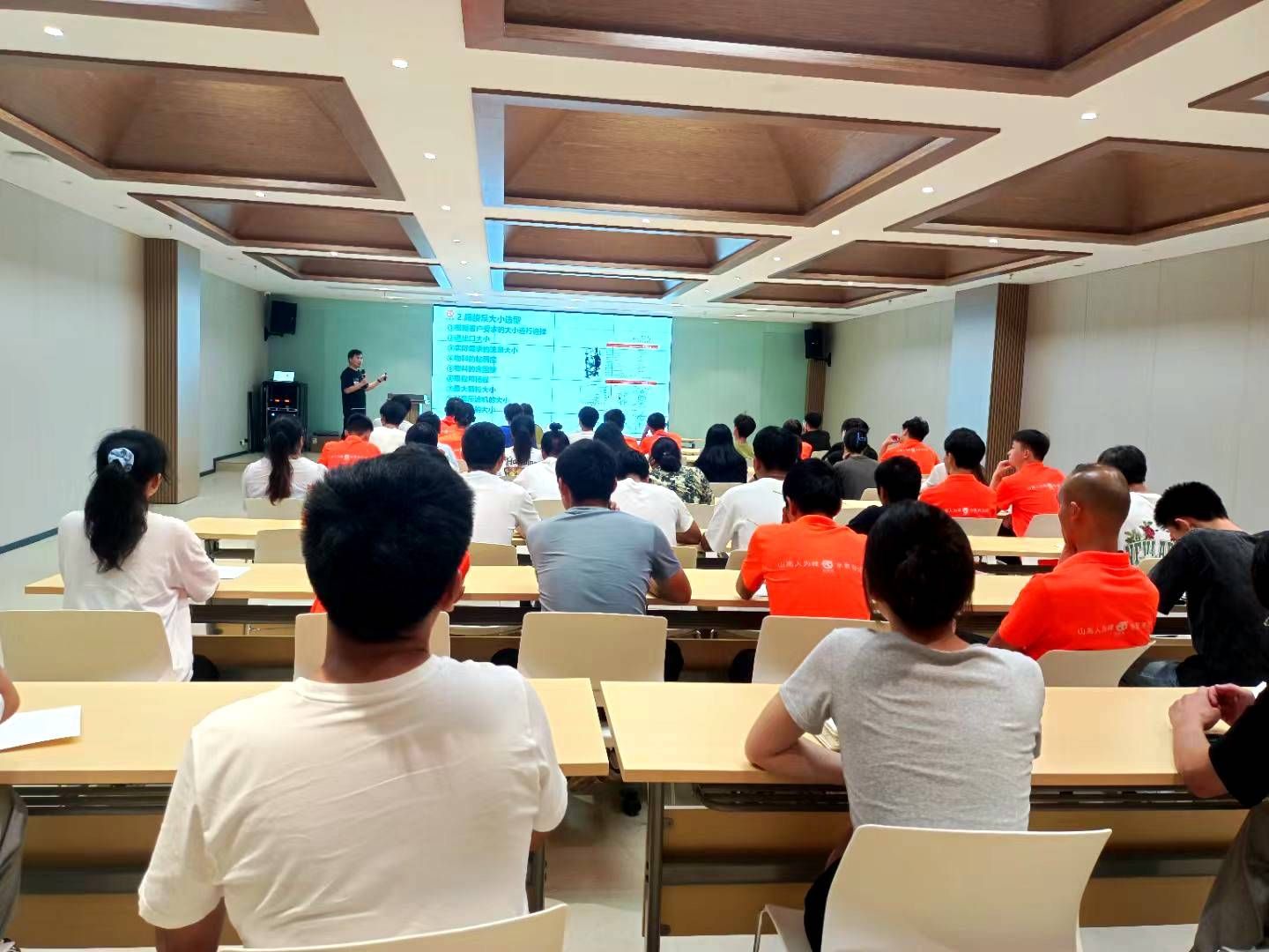 邊鋒機(jī)械集團(tuán),隔膜泵廠家,進(jìn)口泵替換,營(yíng)銷(xiāo)選型培訓(xùn)